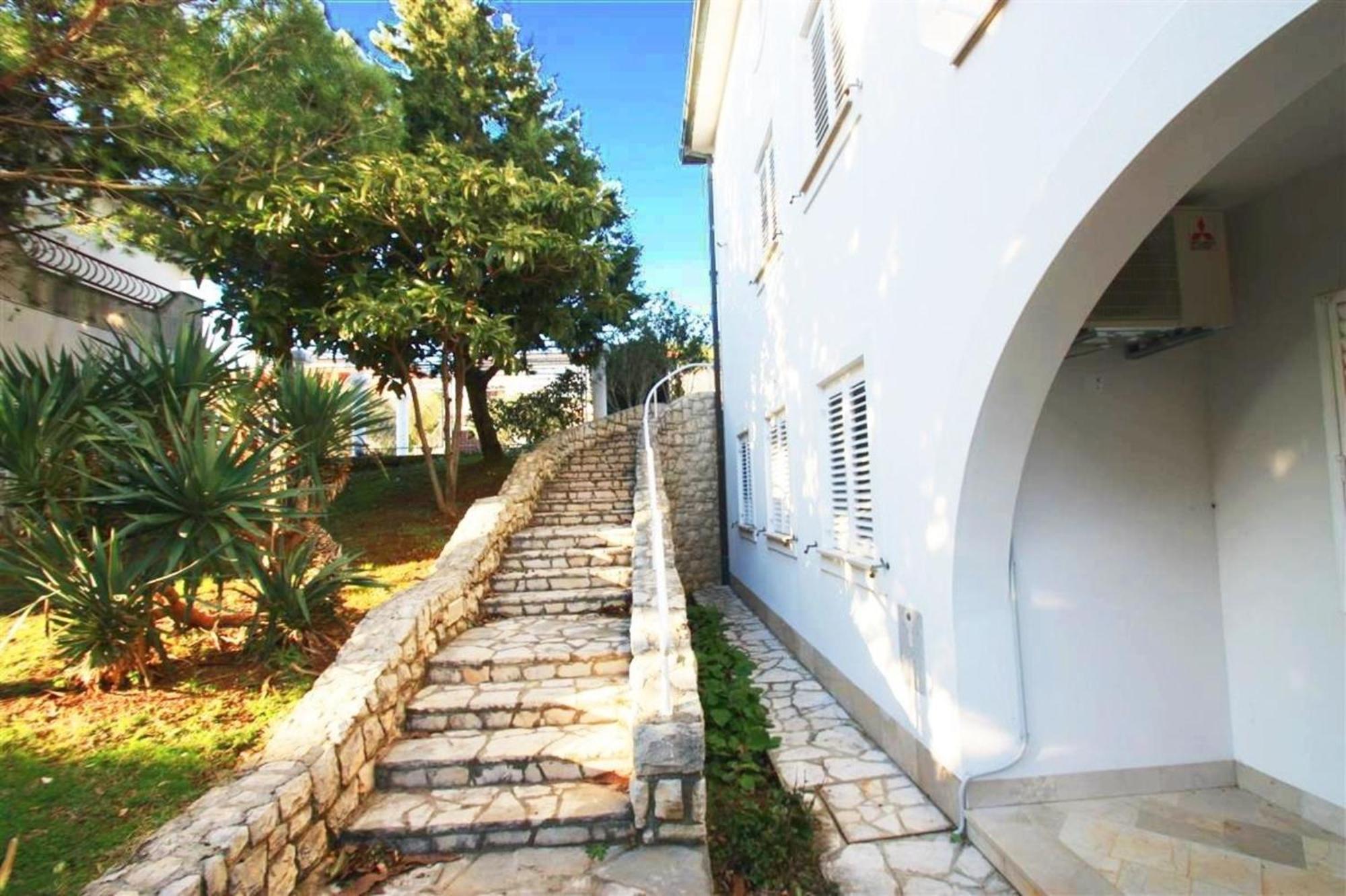 Ferienwohnung Fuer 4 Personen Ca 60 Qm In Rabac, Istrien Bucht Von غاباس المظهر الخارجي الصورة